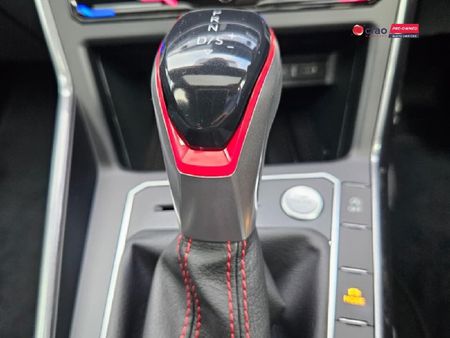 2026-Volkswagen-Polo-20-GTI-Auto-147kW_14