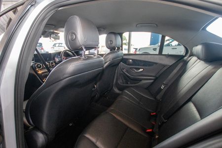 2018-Mercedes-Benz-C-Class-C-180-Auto_11