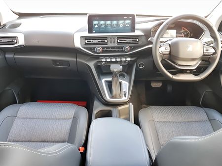 2026-Peugeot-Landtrek-19D-Active-Double-Cab-4x4_6