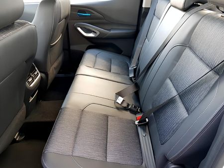 2026-Peugeot-Landtrek-19D-Active-Double-Cab-4x4_8