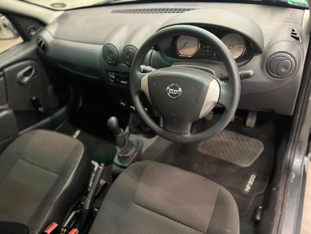 2023-Nissan-NP200-16-AC-Safety-Pack_9