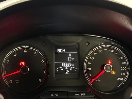 2025-Volkswagen-Polo-Vivo-16-Style_2