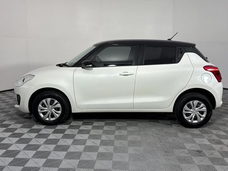 2022-Suzuki-Swift-12-GL_17