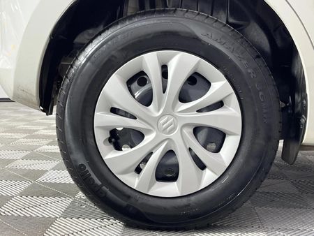 2022-Suzuki-Swift-12-GL_6