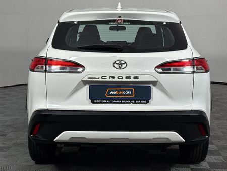 2023-Toyota-Corolla-Cross-18-XI_17