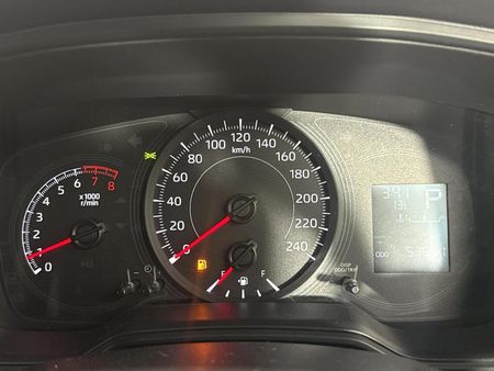 2023-Toyota-Corolla-Cross-18-XI_2