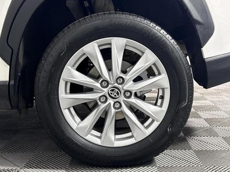 2023-Toyota-Corolla-Cross-18-XI_6