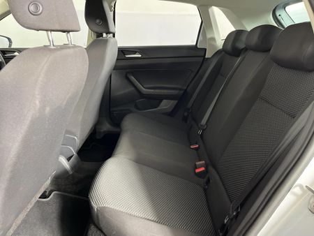 2025-Volkswagen-Polo-10-TSI_3