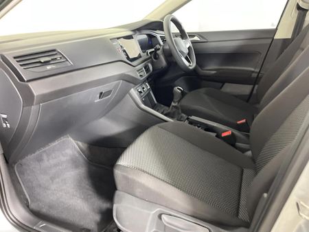 2025-Volkswagen-Polo-10-TSI_8