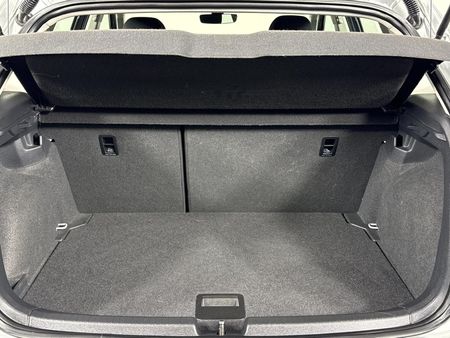 2022-Volkswagen-Polo-10-TSI-Life-Auto-DSG_13