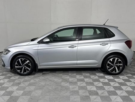 2022-Volkswagen-Polo-10-TSI-Life-Auto-DSG_18