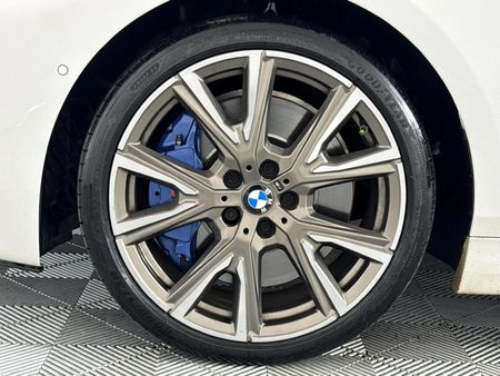 2022-BMW-1-Series-M135i-xDrive_5