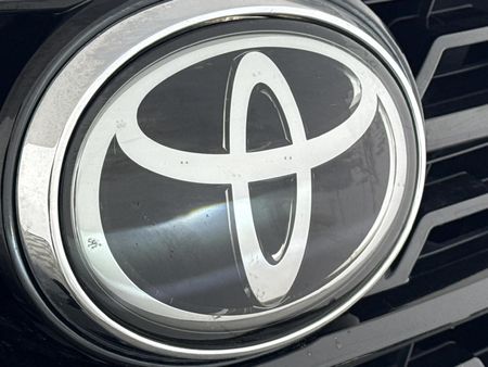 2021-Toyota-Fortuner-28-GD-6-VX-Auto_11