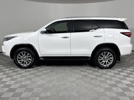 2021-Toyota-Fortuner-28-GD-6-VX-Auto_20