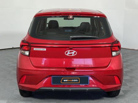 2025-Hyundai-Grand-i10-10-Motion_16