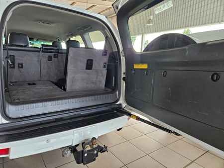 2011-Toyota-Land-Cruiser-Prado-40-V6-TX-Auto_4
