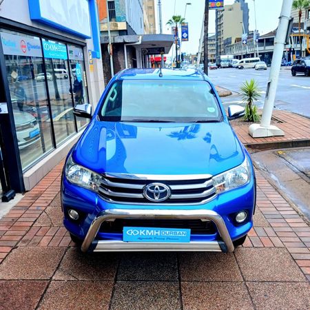 2016-Toyota-Hilux-28-GD-6-Raised-Body-Raider-Double-Cab-Auto_1