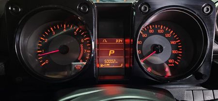 2022-Suzuki-Jimny-15-GLX-Auto_10