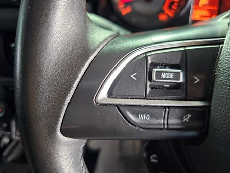 2022-Suzuki-Jimny-15-GLX-Auto_14