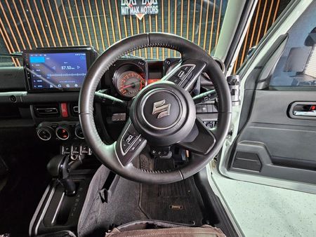 2022-Suzuki-Jimny-15-GLX-Auto_17