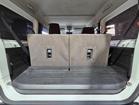 2022-Suzuki-Jimny-15-GLX-Auto_25