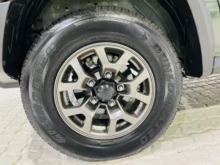 2025-Suzuki-Jimny-15-GLX-Auto_8