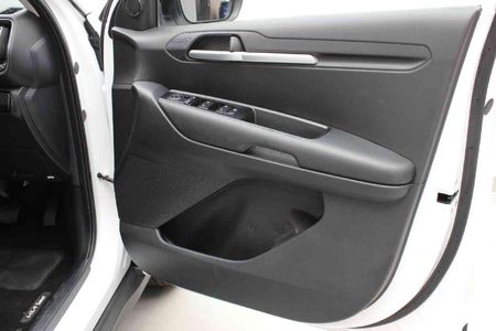 2026-Kia-Sonet-15-LS-Auto_18