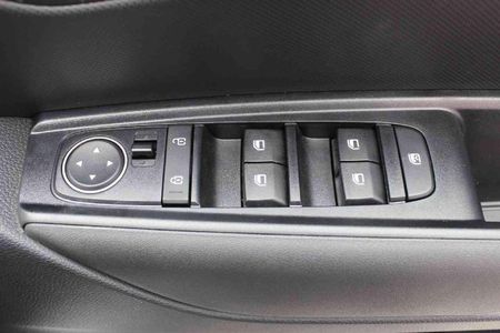 2026-Kia-Sonet-15-LS-Auto_19