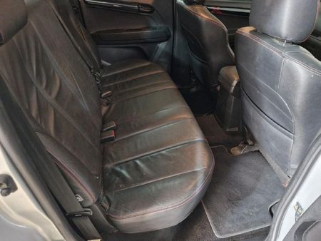 2020-Isuzu-D-Max-250-HO-X-Rider-Double-Cab_8