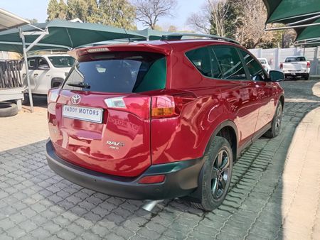 2014-Toyota-RAV4-22-D-VX-Auto_10