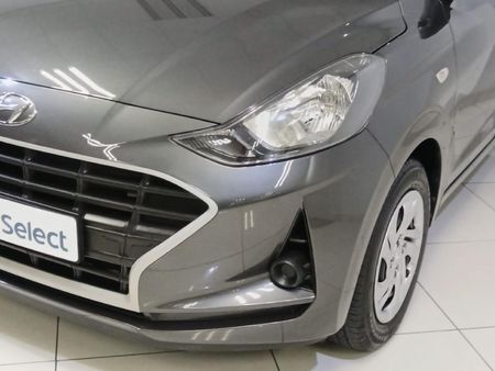 2022-Hyundai-Grand-i10-10-Motion_5
