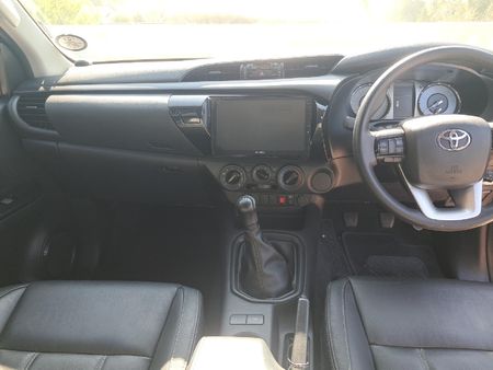 2022-Toyota-Hilux-24-GD-6-Raised-Body-Raider-Double-Cab_13