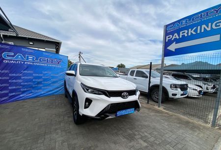 2025-Toyota-Fortuner-24-GD-6-RB-Auto_6