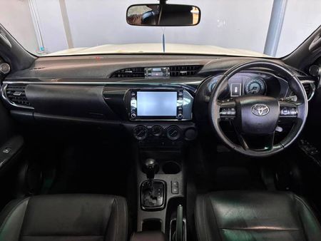 2019-Toyota-Hilux-28-GD-6-Raised-Body-Raider-Auto-Extended-Cab_11