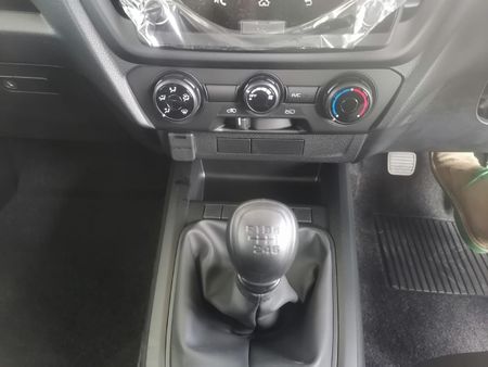 2026-Isuzu-D-Max-19-DDI-HR-L-Single-Cab_14
