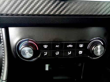 2026-MG-ZS-15-Delux-Auto_25