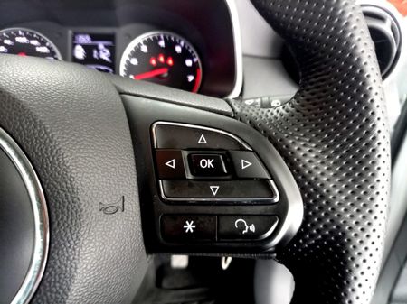 2026-MG-ZS-15-Delux-Auto_6