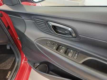 2026-Hyundai-i20-12-Premium_6