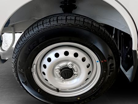 2026-Suzuki-Eeco-12-Panel-Van_15