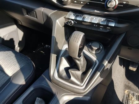 2026-Peugeot-Landtrek-19D-Active-Double-Cab-4x4_12
