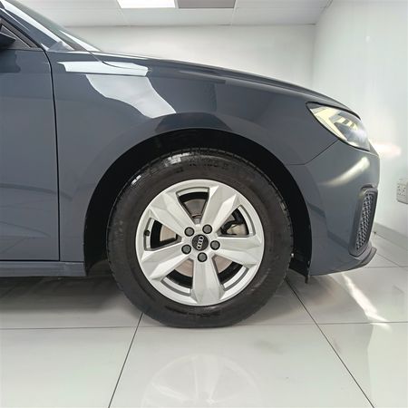 2021-Audi-A1-Sportback-10-TFSI-Auto-30-TFSI_13