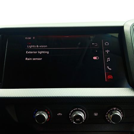 2021-Audi-A1-Sportback-10-TFSI-Auto-30-TFSI_25