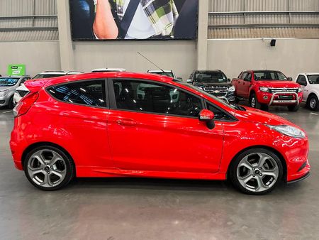 2017-Ford-Fiesta-ST-16-EcoBoost-GDTi_1