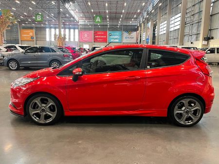 2017-Ford-Fiesta-ST-16-EcoBoost-GDTi_5
