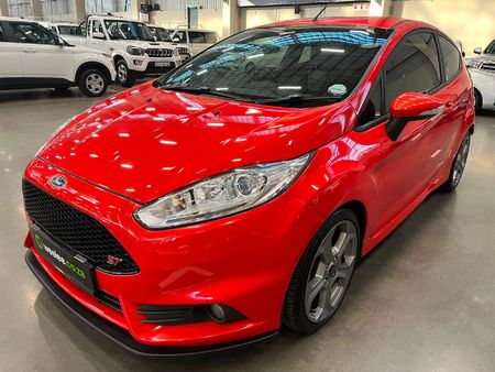 2017-Ford-Fiesta-ST-16-EcoBoost-GDTi_6