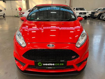 2017-Ford-Fiesta-ST-16-EcoBoost-GDTi_7