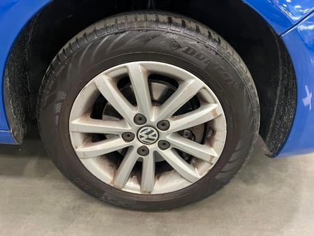2010-Volkswagen-Polo-14-Trendline-5-dr_8