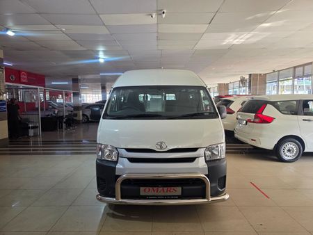 2023-Toyota-Quantum-25-D-4D-Sesfikile-16-seat_4