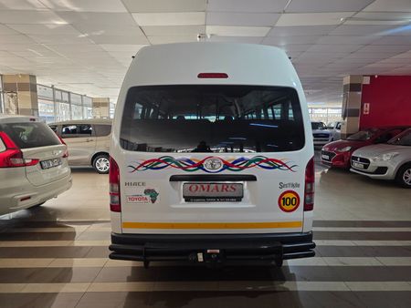 2023-Toyota-Quantum-25-D-4D-Sesfikile-16-seat_6