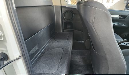 2024-Toyota-Hilux-24-GD-6-Raised-Body-Raider-Auto-Extended-Cab_8